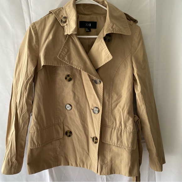 NWOT XXI Raincoat in tan. SZ S PETITE. - Picture 2 of 12